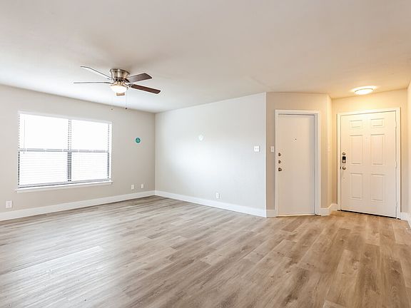 4th image of 8042 Swindow Cir