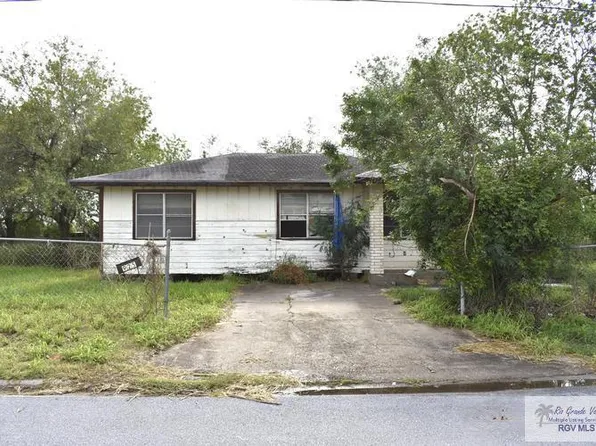 925 Monterrey St, Raymondville, TX 78580