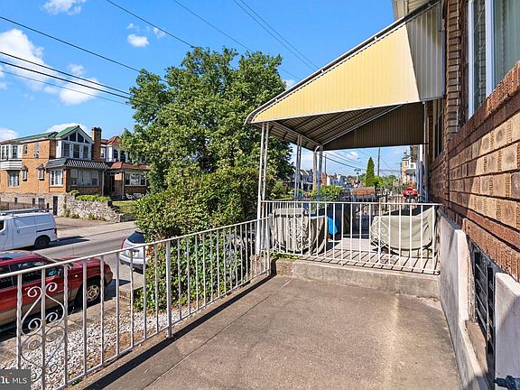 3rd image of 1849 W Nedro Ave