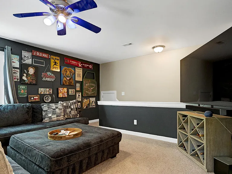 2711 Ashland Dr — Photo 35