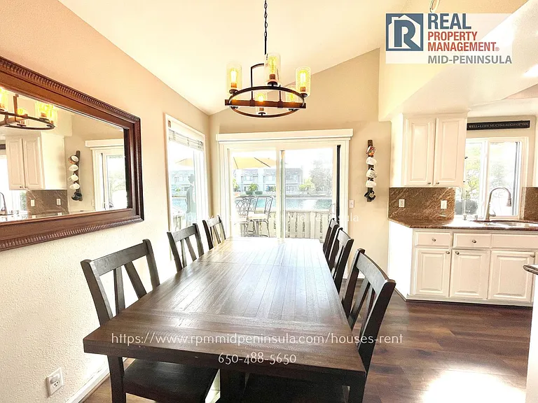 827 Phoenix Ln — Photo 15