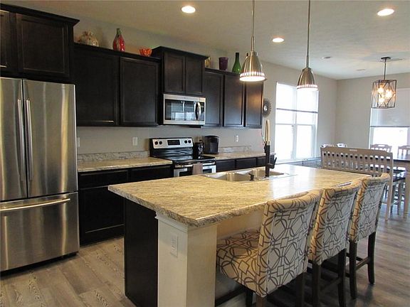4th image of 3034 Silvercliff Cir