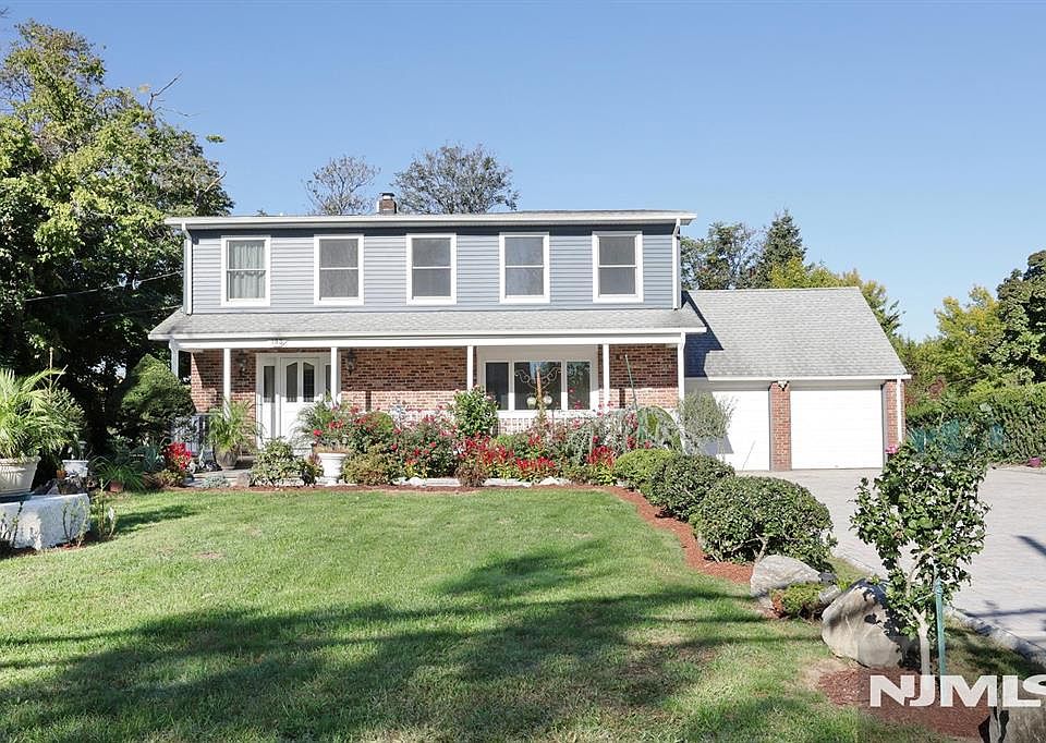 1st image of 183 Farview Avenue