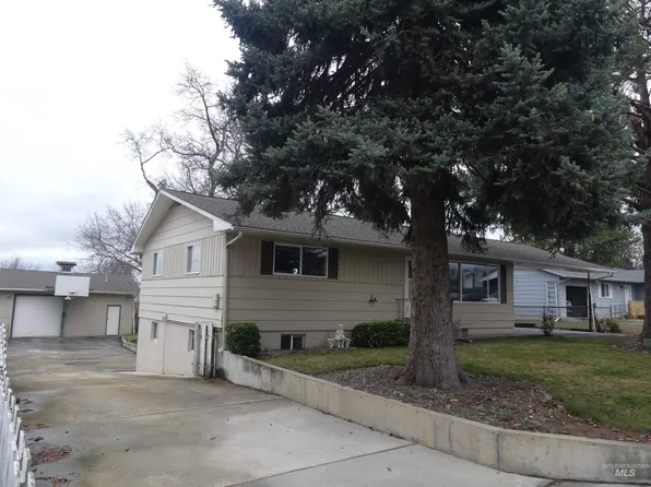 1511 Powers Ave, Lewiston, ID 83501