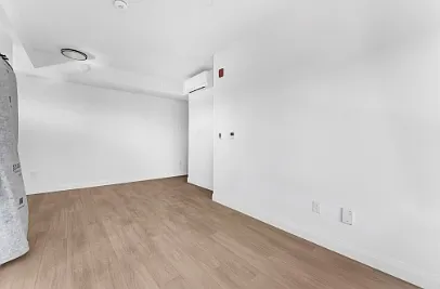 368 Tweedsmuir Ave #4 — Photo 6