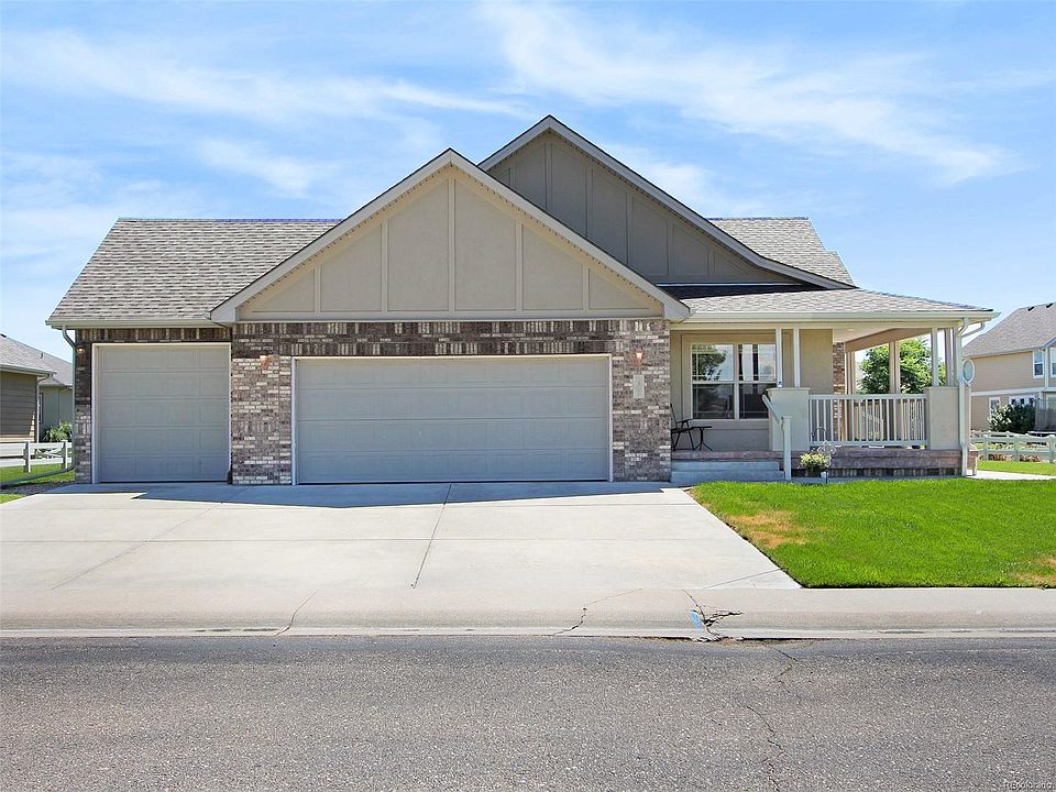 1st image of 247 S Mountain View Dr
