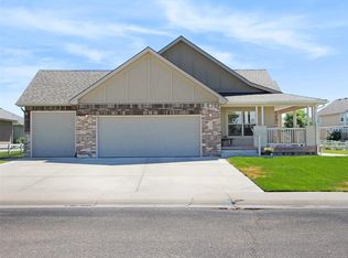 247 S Mountain View Dr, Eaton, CO 80615