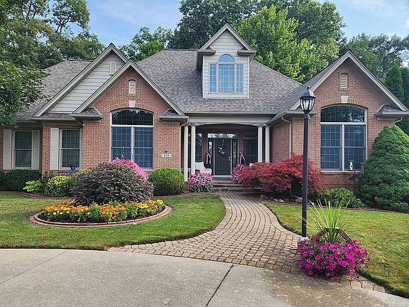 3rd image of 622 Highland Dr