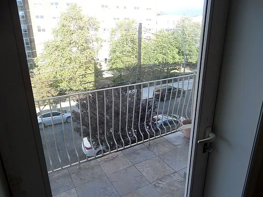 Rented by Vass Stevens Group | media 21