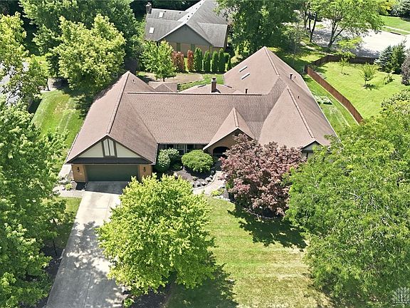 2nd image of 3955 Maple Grove Ln