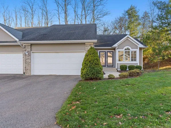 1814 Corville Ct NW #39, Grand Rapids, MI 49504