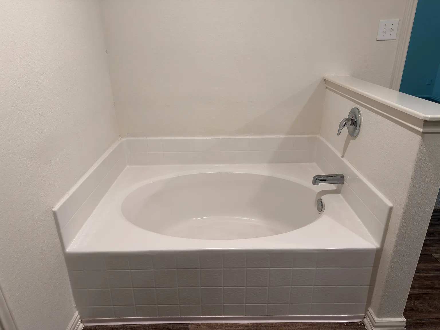 4 bed, 2202 sqft, $1,795 — Photo 3