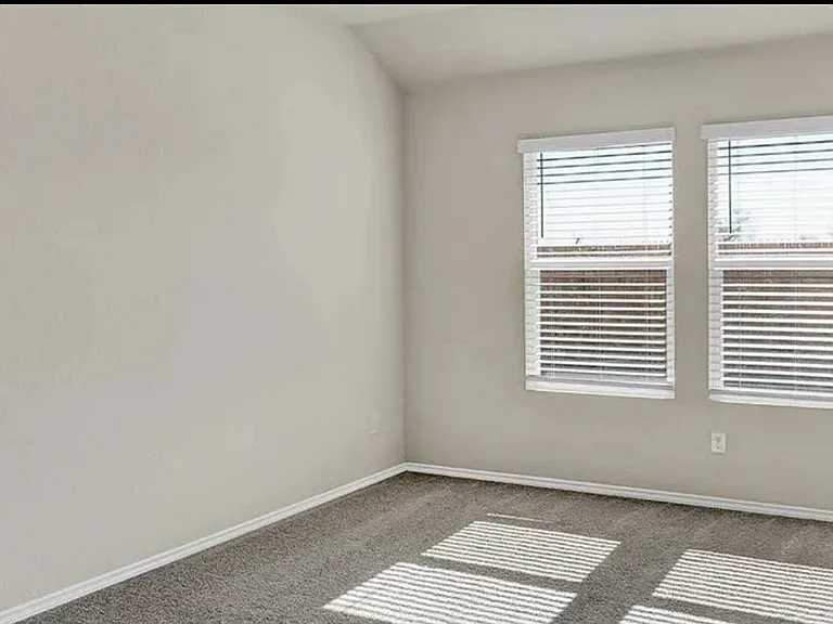 120 Brody Ln — Photo 17