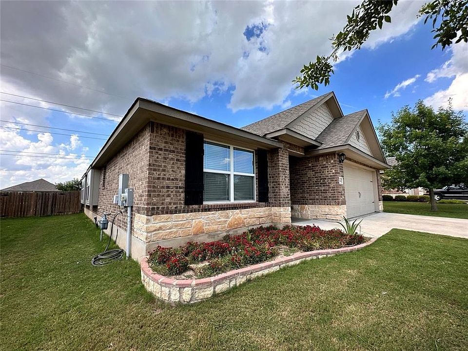 1st image of 5612 Sabbia Dr