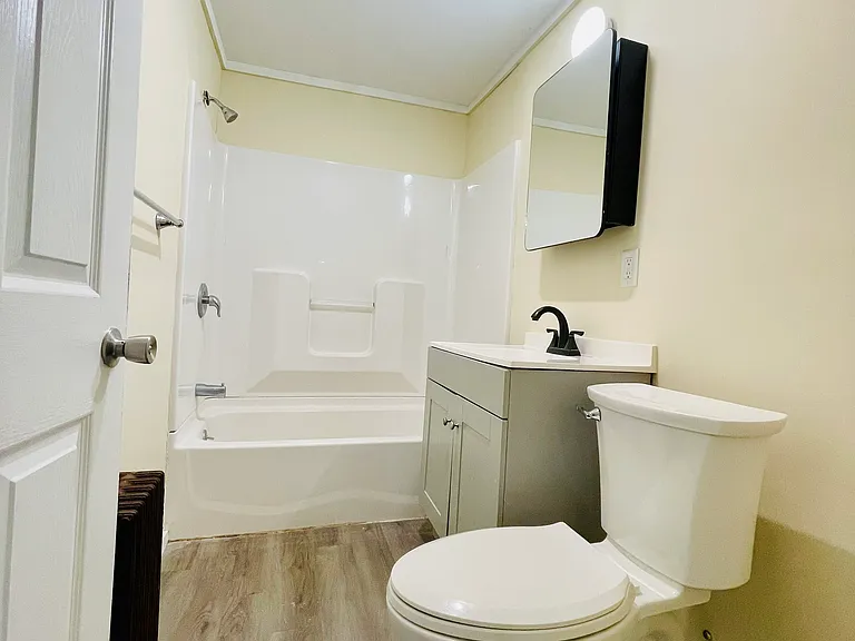 33 Follett St #B — Photo 44