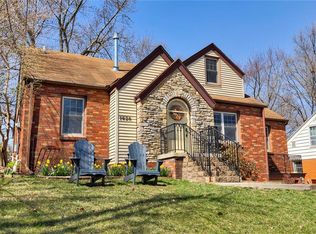 1628 37th St, Des Moines, IA 50310