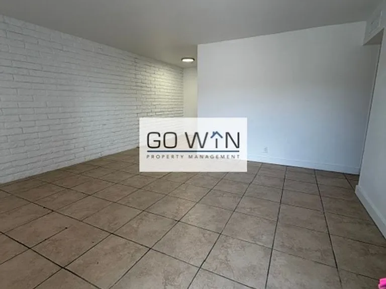54 W Southern Ave — Photo 5