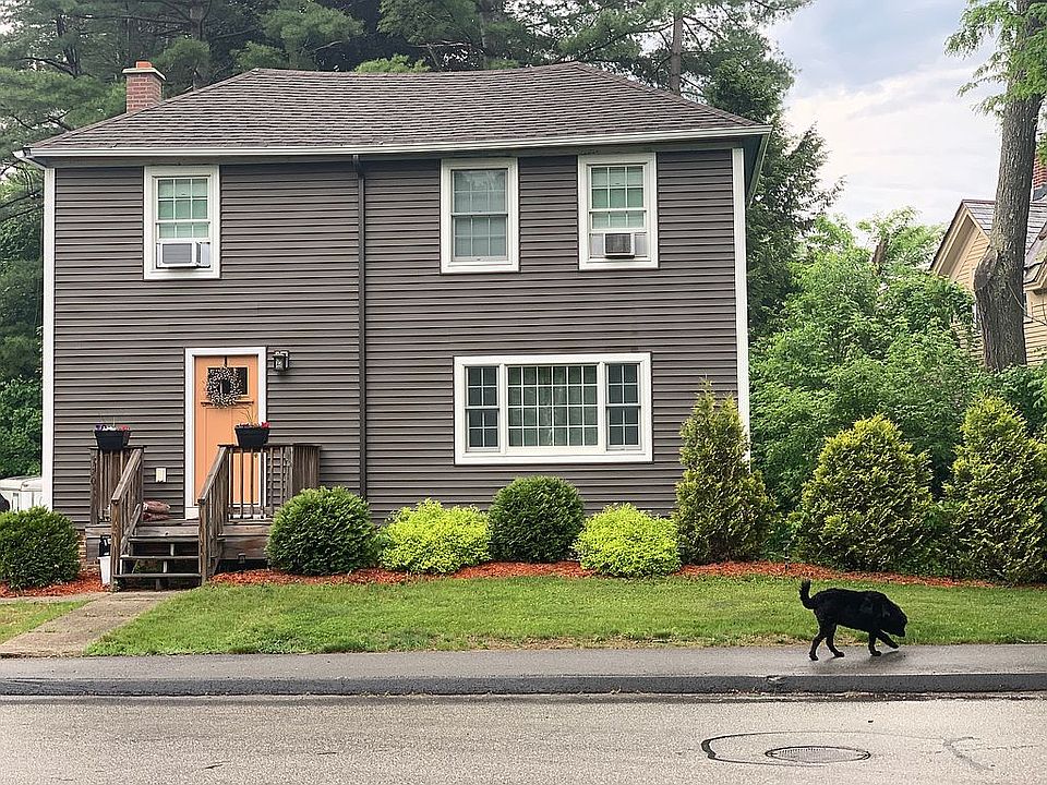 2nd image of 170 Pearl St