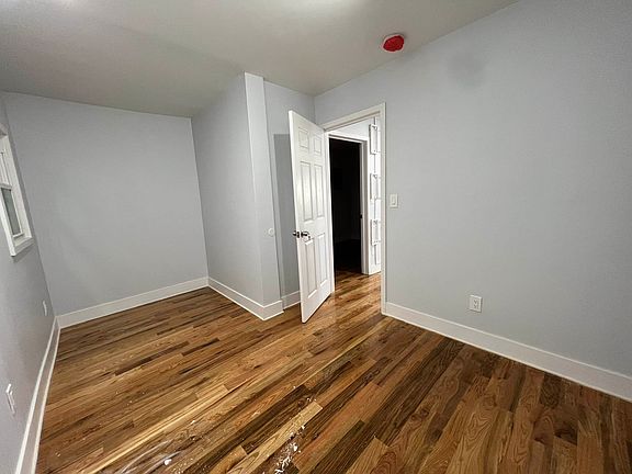 5th image of 10563 134th St #2