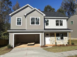 38 Killarney Ln, Greer, SC 29650