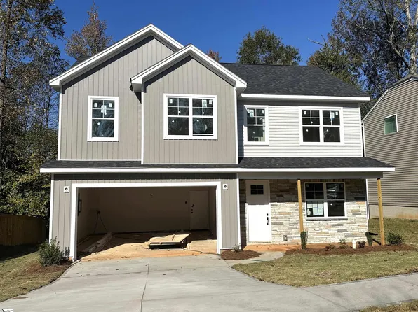 38 Killarney Ln, Greer, SC 29650