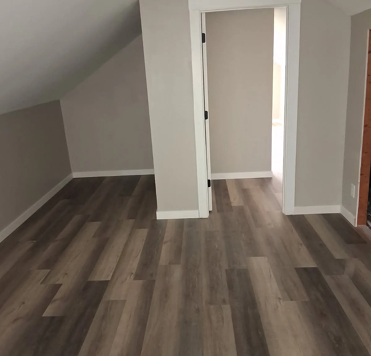 3 bed, 100 sqft, $1,475 — Photo 2
