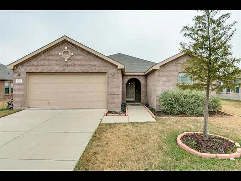 1322 Flagstone St — Photo 10