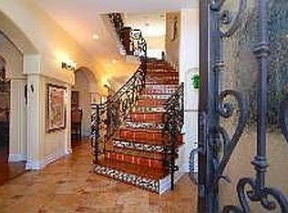 13164 Magnolia Blvd, Sherman Oaks, CA 91423