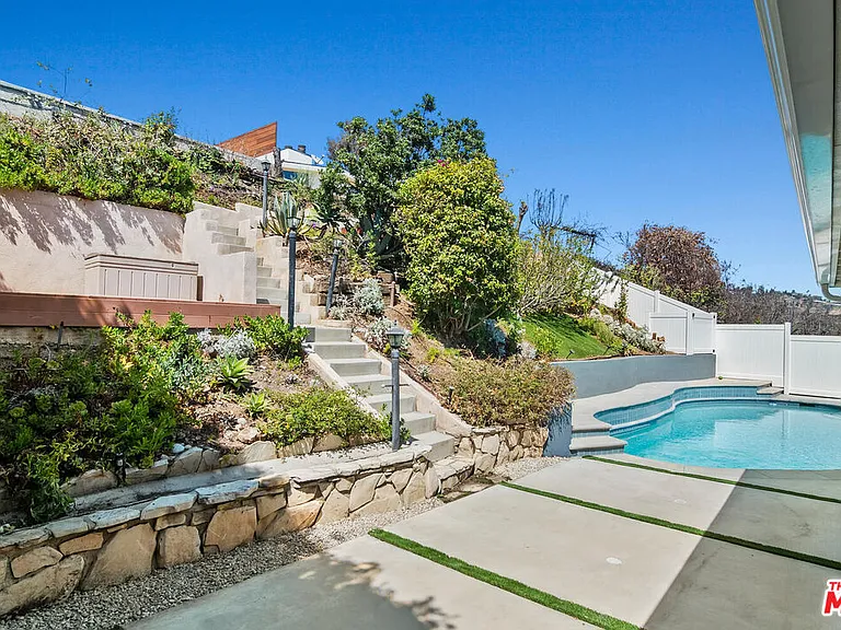 18133 Wakecrest Dr — Photo 11