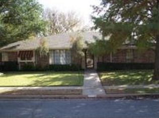 2200 N Elmwood Cir, Wichita Falls, TX 76308