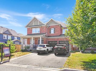 210 Blackwell Cres, Oshawa, ON L1L 0C9