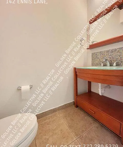 142 Ennis Ln — Photo 5