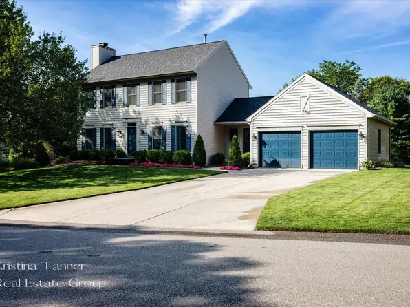 6480 Redington Dr SE, Ada, MI 49301