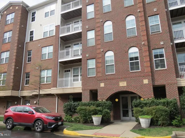 3160 John Glenn St Suite 402, Herndon, VA 20171