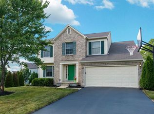 693 Stonewater Ct, Delaware, OH