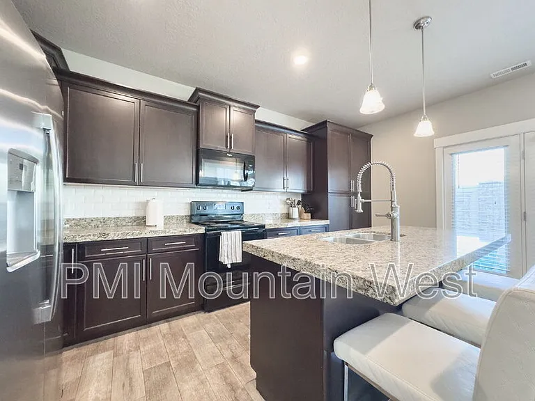 12702 S Stone Heights Dr — Photo 11