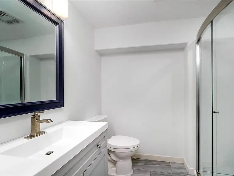 909 Northland Ave — Photo 22