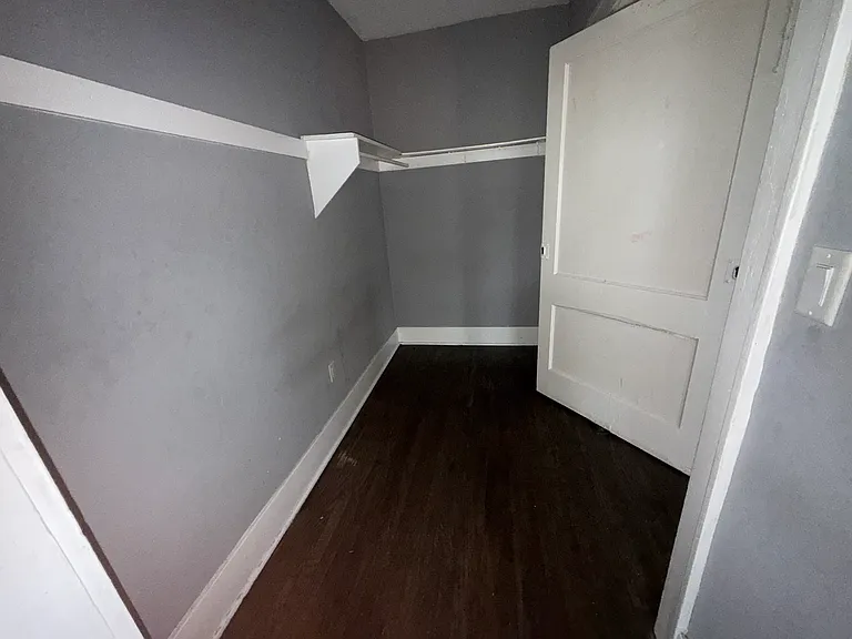 1119 4th Ave #3 — Photo 4