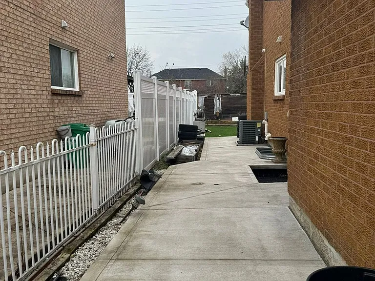 5 Burwash Ct — Photo 36