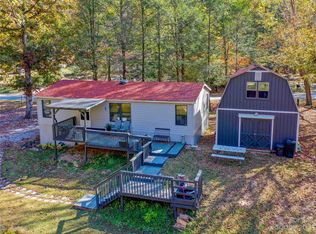 2863 Green River Cove Rd, Saluda, NC 28773