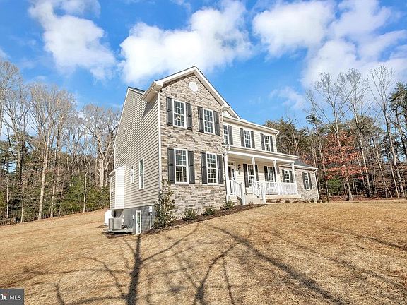 5th image of 7415 Stonegate Estates Dr