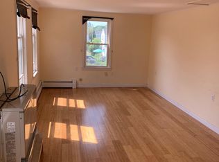 10 Leland St #B, Rockland, ME 04841