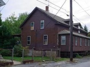 27 Summit Ave, West Warwick, RI 02893