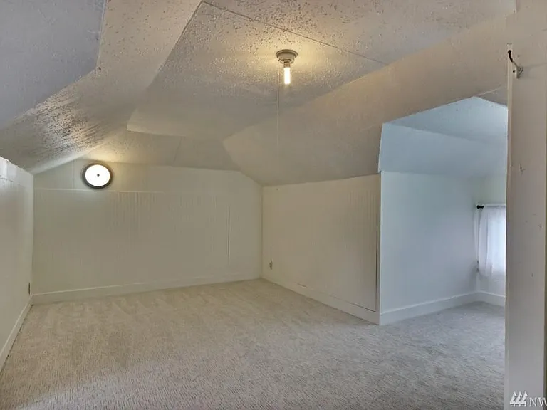 3109 S 7th St — Photo 18