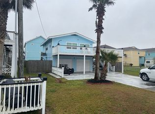 962 S Tinkle Ln, Crystal Beach, TX 77650