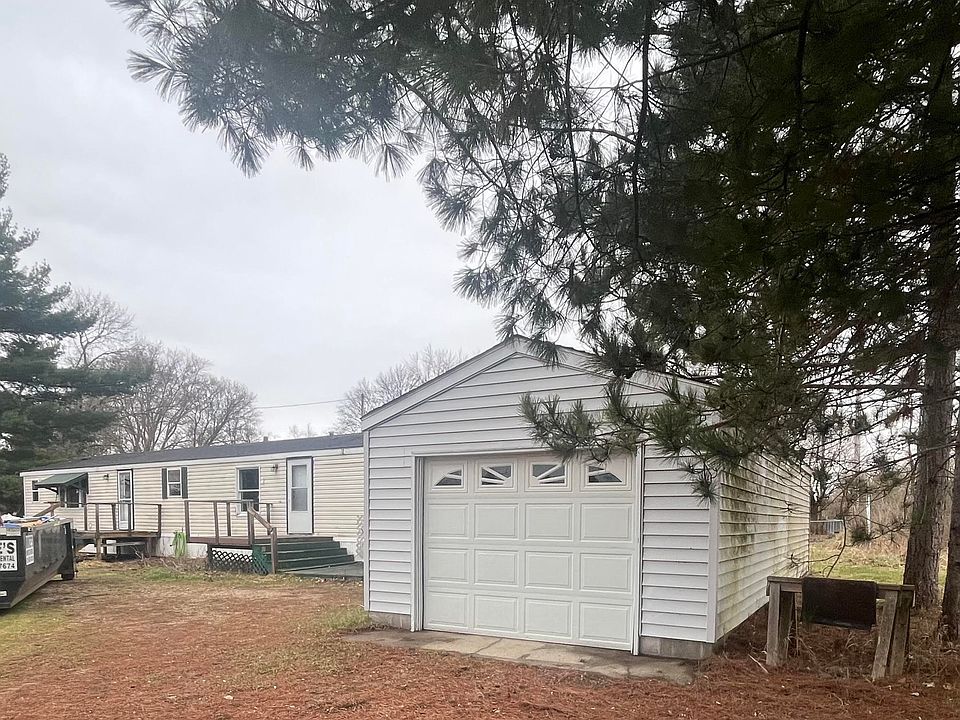 1st image of 18049 210th Ave