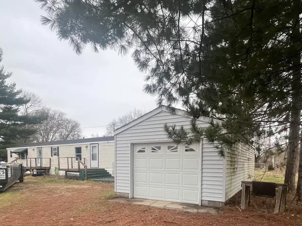 18049 210th Ave, Big Rapids, MI 49307