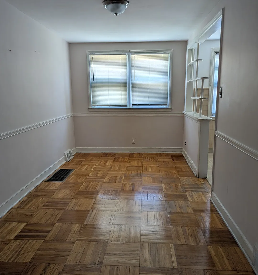 3 bed, 1.5 bath, 1120 sqft, $1,750 — Photo 4