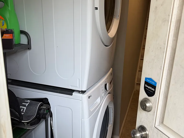 1031 Simsbury Ct #57B — Photo 24