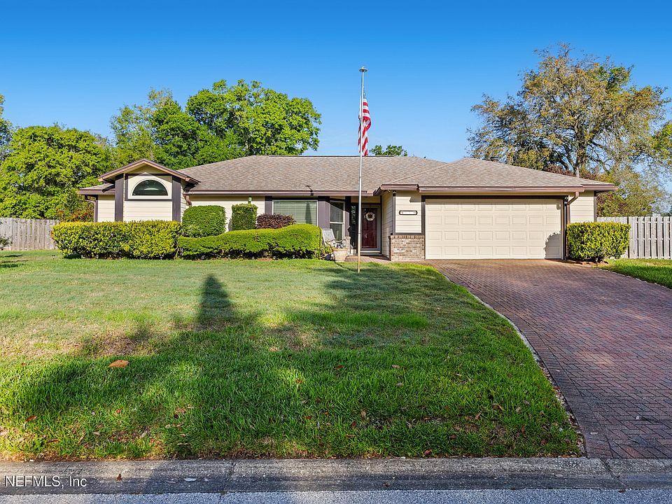 1st image of 14211 CRYSTAL COVE Drive